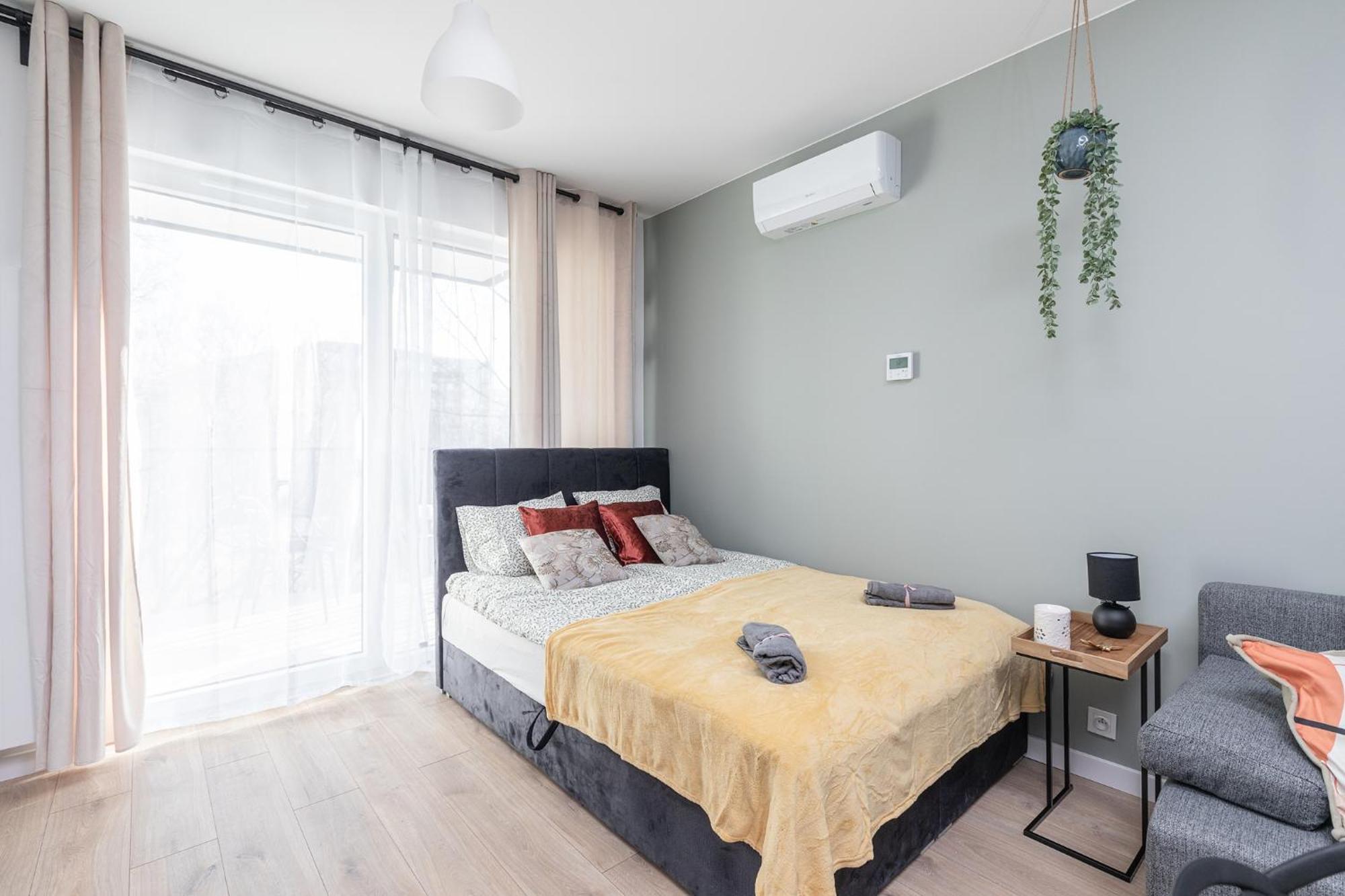 ורשה Superapart Nowy Sluzewiec, Next To Chopina Airport, Tor Sluzewiec, Aircondition מראה חיצוני תמונה